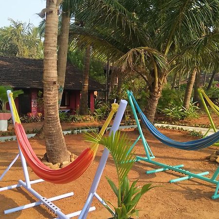 Hotel The Yuppi Hippi Hideout à Anjuna Extérieur photo
