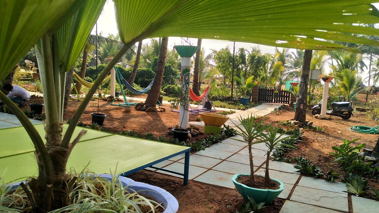 Hotel The Yuppi Hippi Hideout à Anjuna Extérieur photo